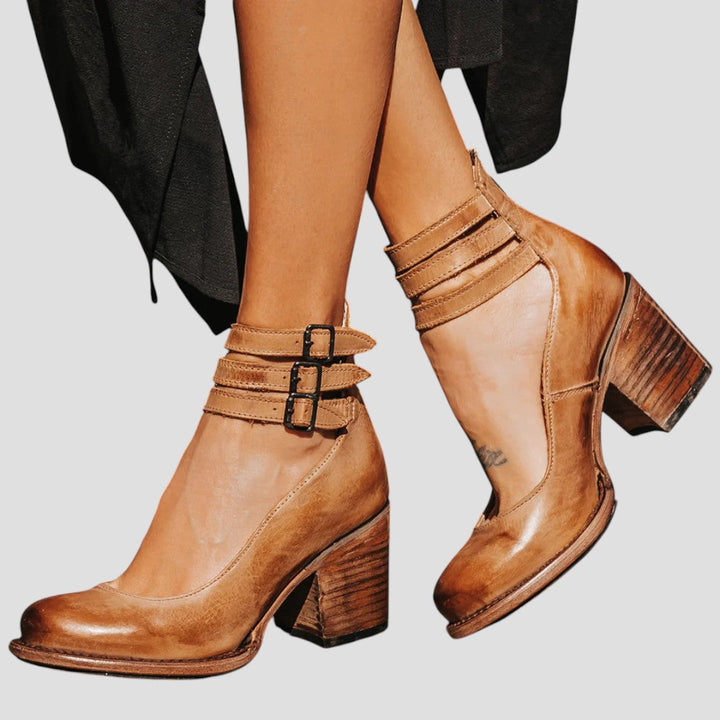 Livia | Chic and Cozy Boots for Effortless Elegance