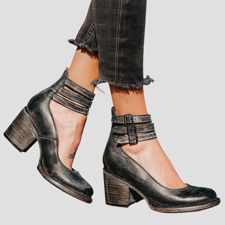 Livia | Chic and Cozy Boots for Effortless Elegance