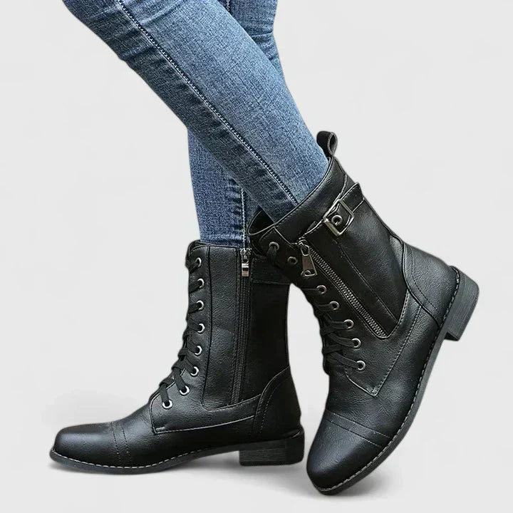 Romani™ – Elegant Short Boots with Lacing and Modern Design for a Fashion-Conscious Look