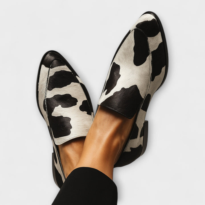 Everly & Rose - Contemporary Style Loafers for a Modern Look