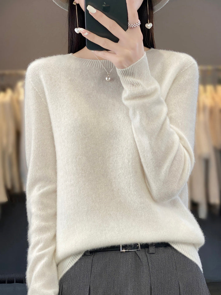 Anette - Warm sweater for cold days