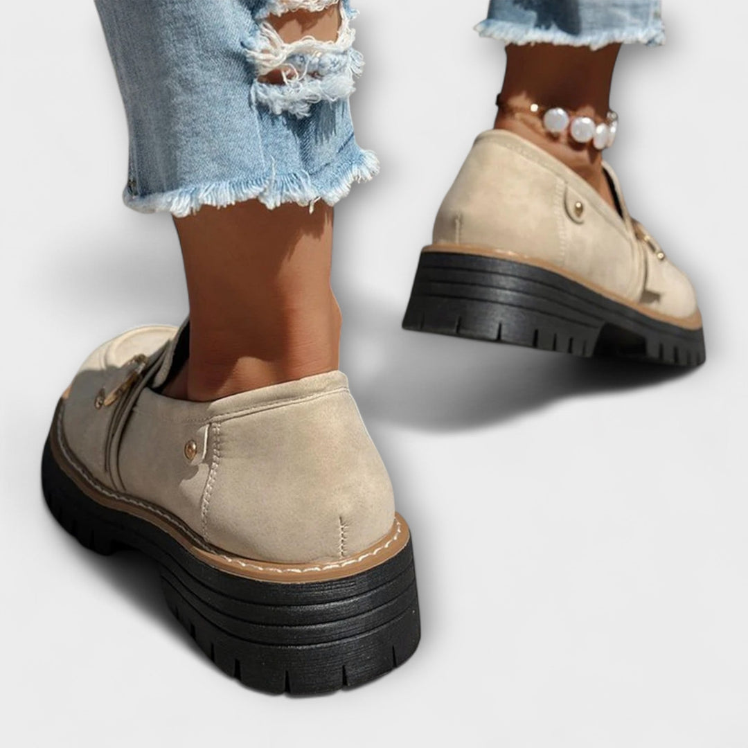 Everly & Rose – Elegant Casual Moccasins with Rounded Toe for a Sophisticated Look